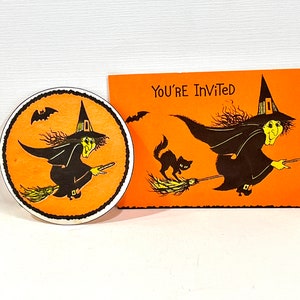 Halloween vintage, poinçon d'invitation, sorcière sur balai, sous-verre de sorcière, Halloween des années 1970, papier éphémère, carte en relief, fournitures pour travaux manuels