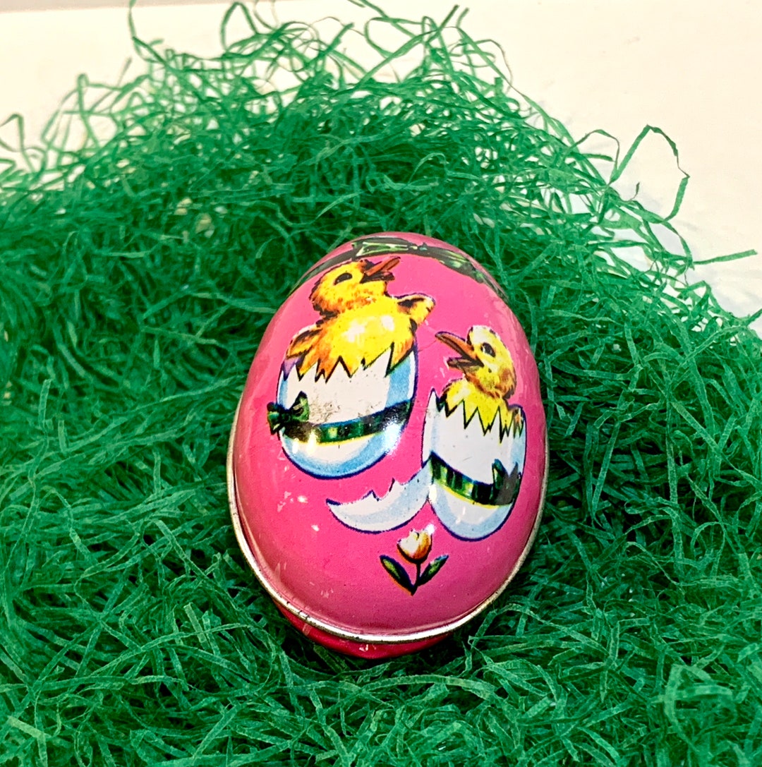 Vintage Tin Litho Easter Egg, Candy Container, Yellow Ducks, Candy Tin