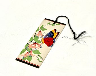 Vintage Tally Card, Art Deco, Bridge Card, Pretty Butterfly, Pink Flowers, Antique Bookmark, Light Pencil on Back, Black Tassel, Gift Idea