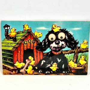 Vintage ansichtkaart pieper, hond babykuikens, dierenkaart, tekenfilmkaart met wiebelende ogen, gedrukt in Japan, paaskaart lente, jaren 1950