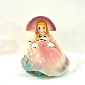 Vintage Shawnee Pottery Planter: Girl in Bonnet, Mid-Century USA Art Pottery