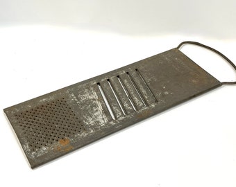 Vintage Bromwell Metal Grater: Mid-Century Farmhouse Kitchen Decor