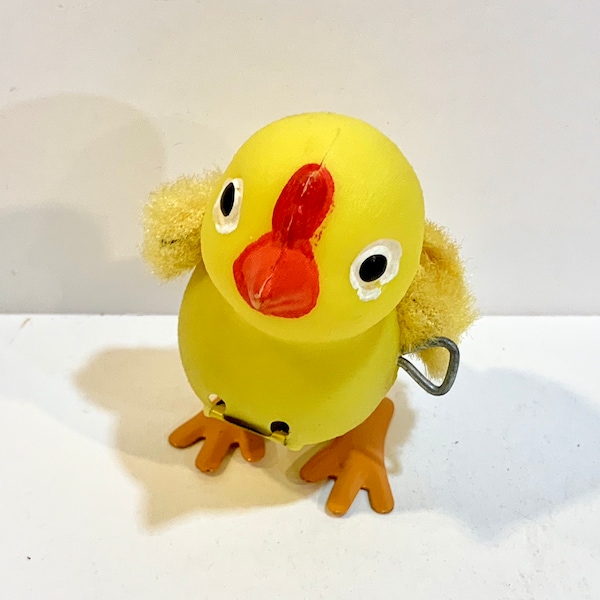 Vintage Wind Up Chick, Plastic Toy, Mid Century Holiday, Baby Chick, Mid Century, Japan 1950s Works, Gift for collector