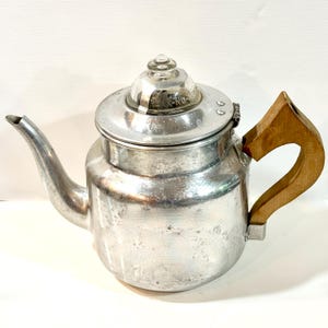 Percolateur Wear Ever en aluminium des années 1930, manche en bois, couvercle en verre incassable