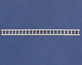 Grillage miniature pour maison de poupée à l'échelle 1:24