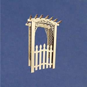 1:12 Scale Victorian Dollhouse Arbor