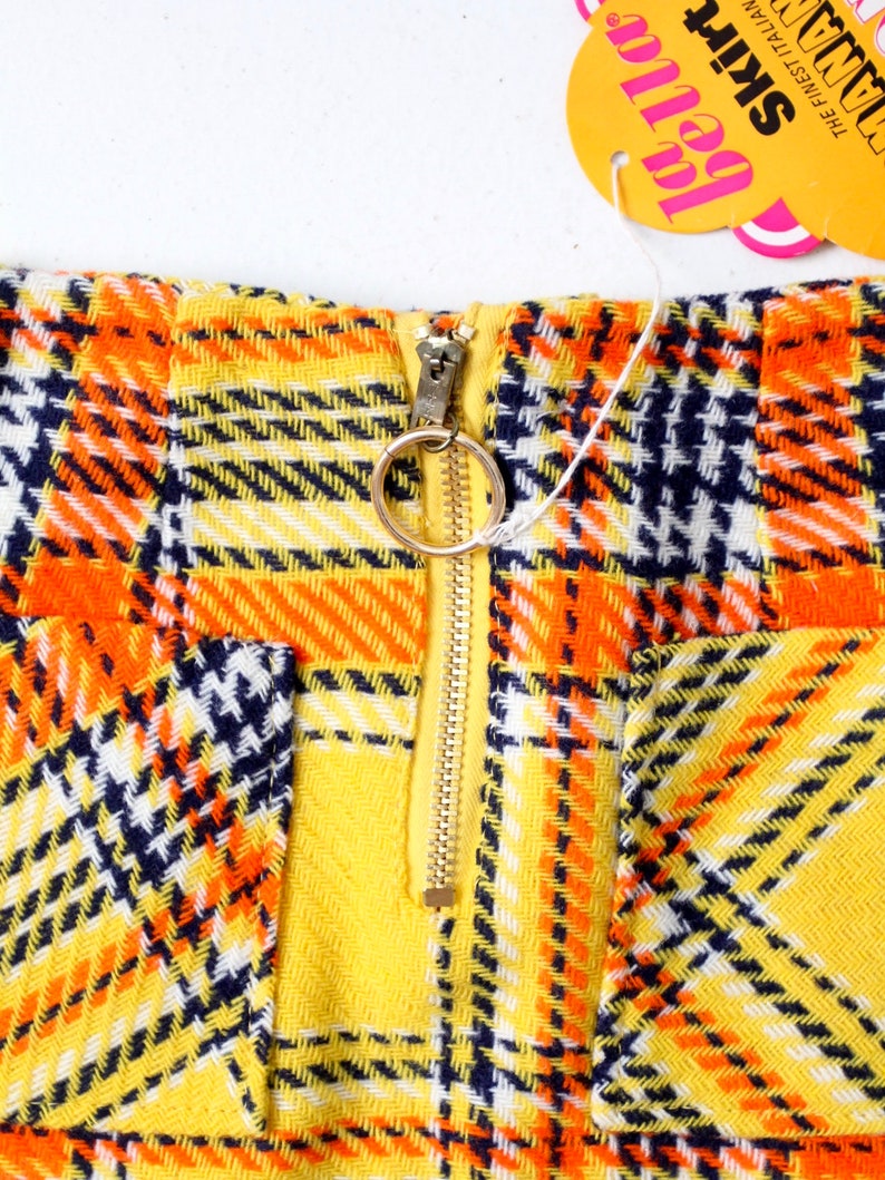 vintage 60s girl's mod plaid skirt, NOS with tags image 3