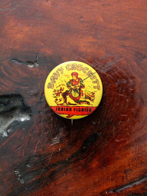 vintage 50s Davy Crockett button pin - image 4