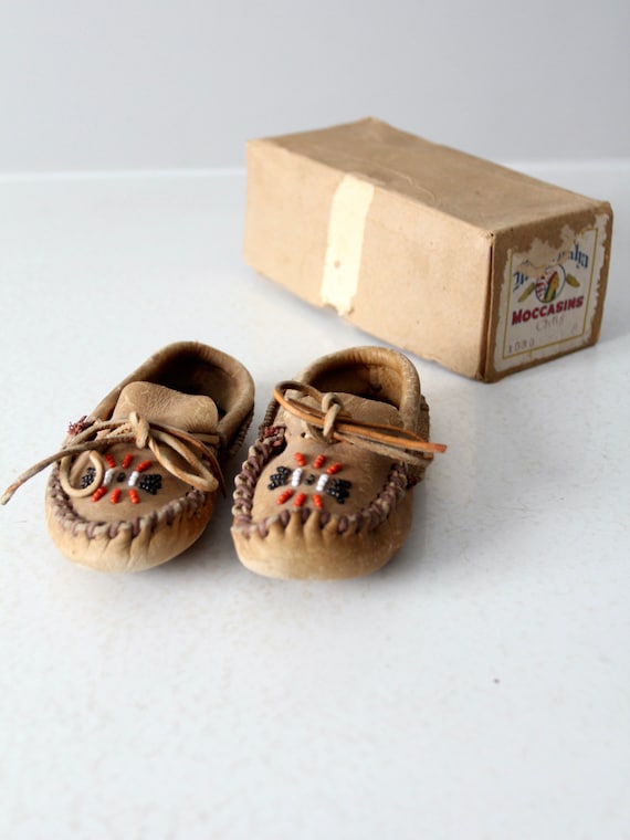 vintage 50s kid's Minnetonka Moccasins with box