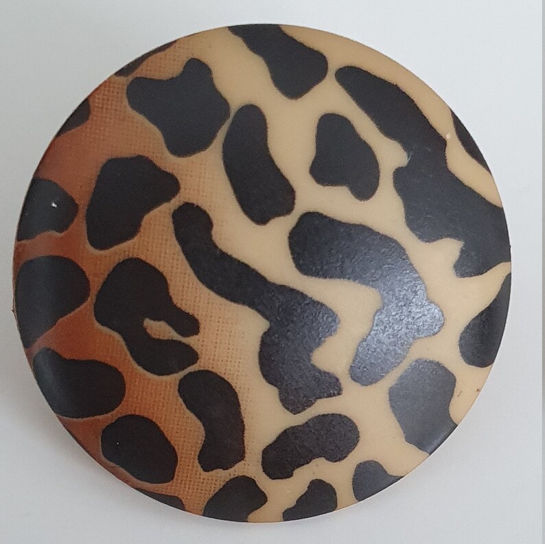 Leo-Print fashion button 20 mm