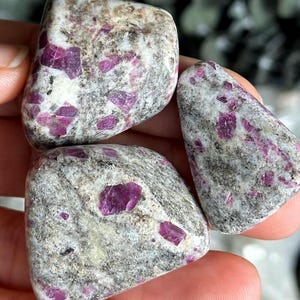 Tumbled Ruby in Albite, UV reactive