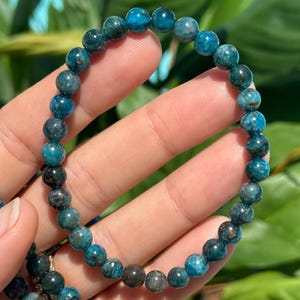 Blue apatite crystal bead bracelet, 6mm