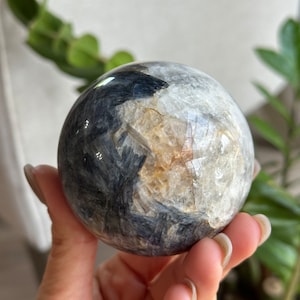 Kyanite sphere golden healer mix