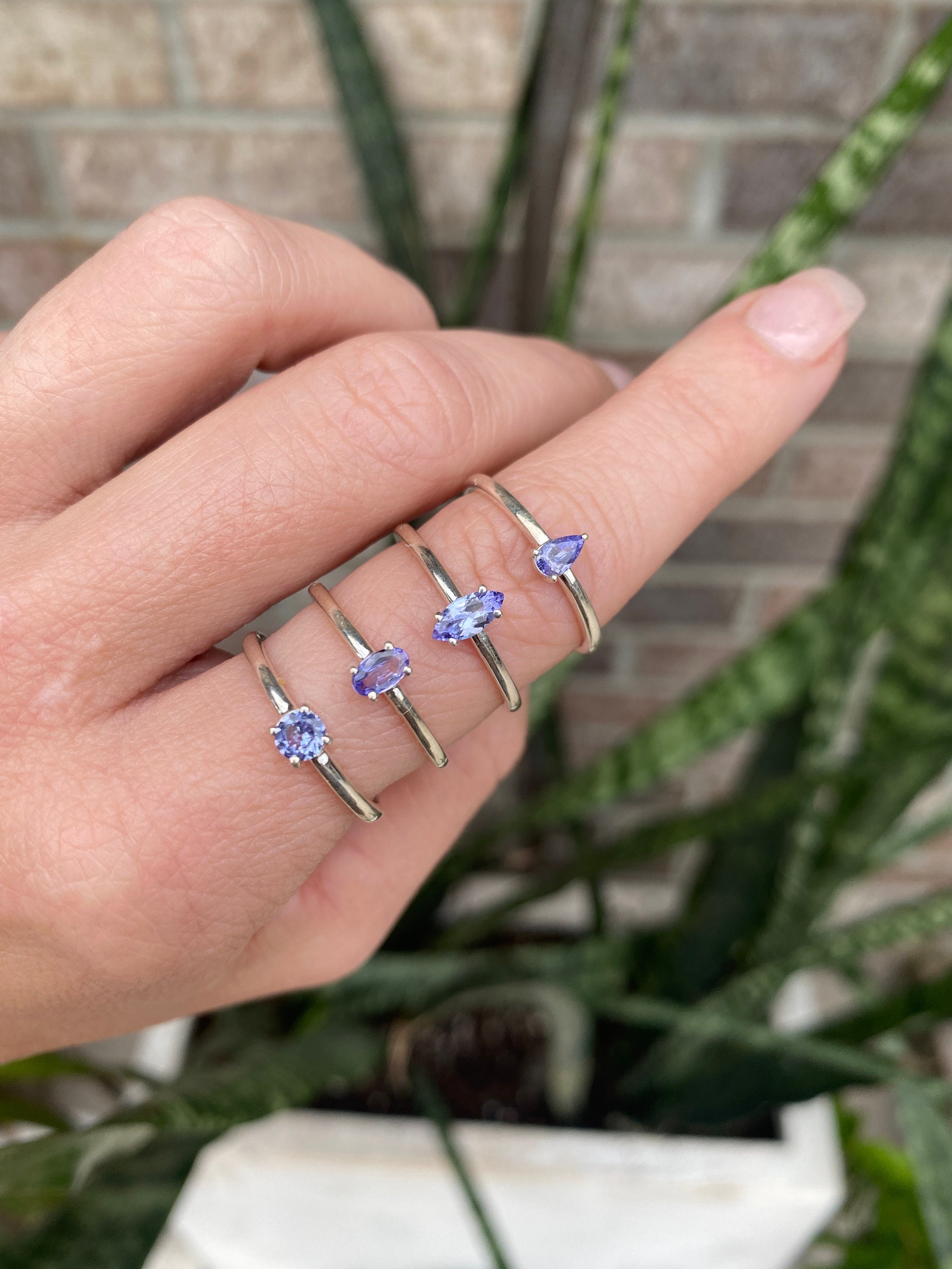 Simple Tanzanite Ring Simple Tanzanite Ring