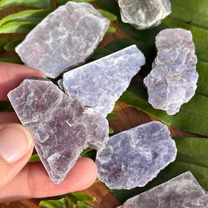 raw lepidolite slab, lepidolite chunk, purple mica, calming, soothing, stress relieving, shiney , flash, gem