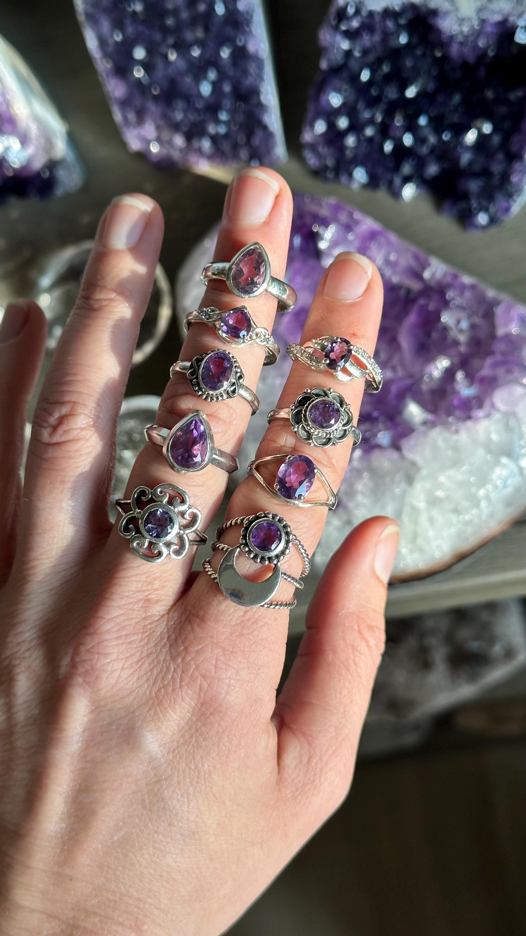 Anello Con Ametista Naturale Certificata 9.25 Ratti (8 Carati) | Katela Uomo E Donna | Placcato Oro, Regolabile