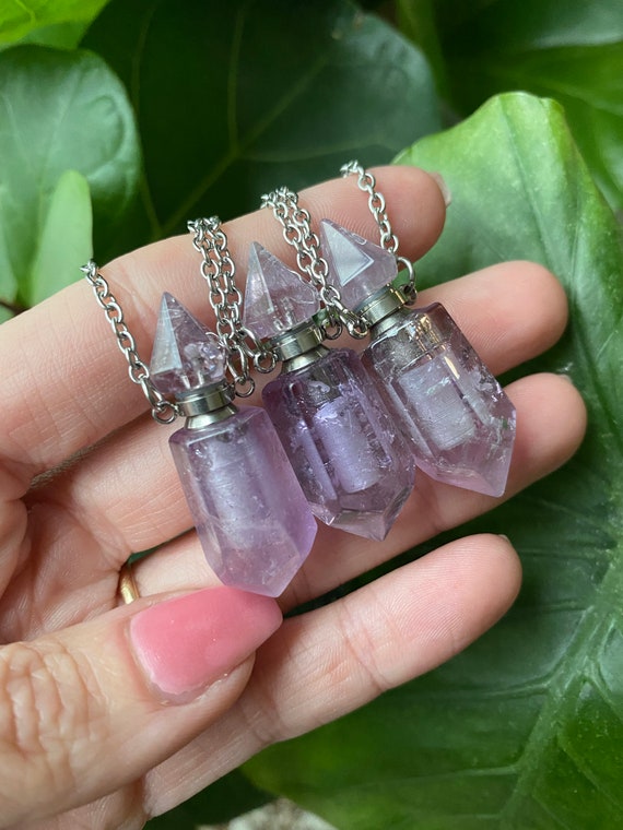 Crystal online stash necklace