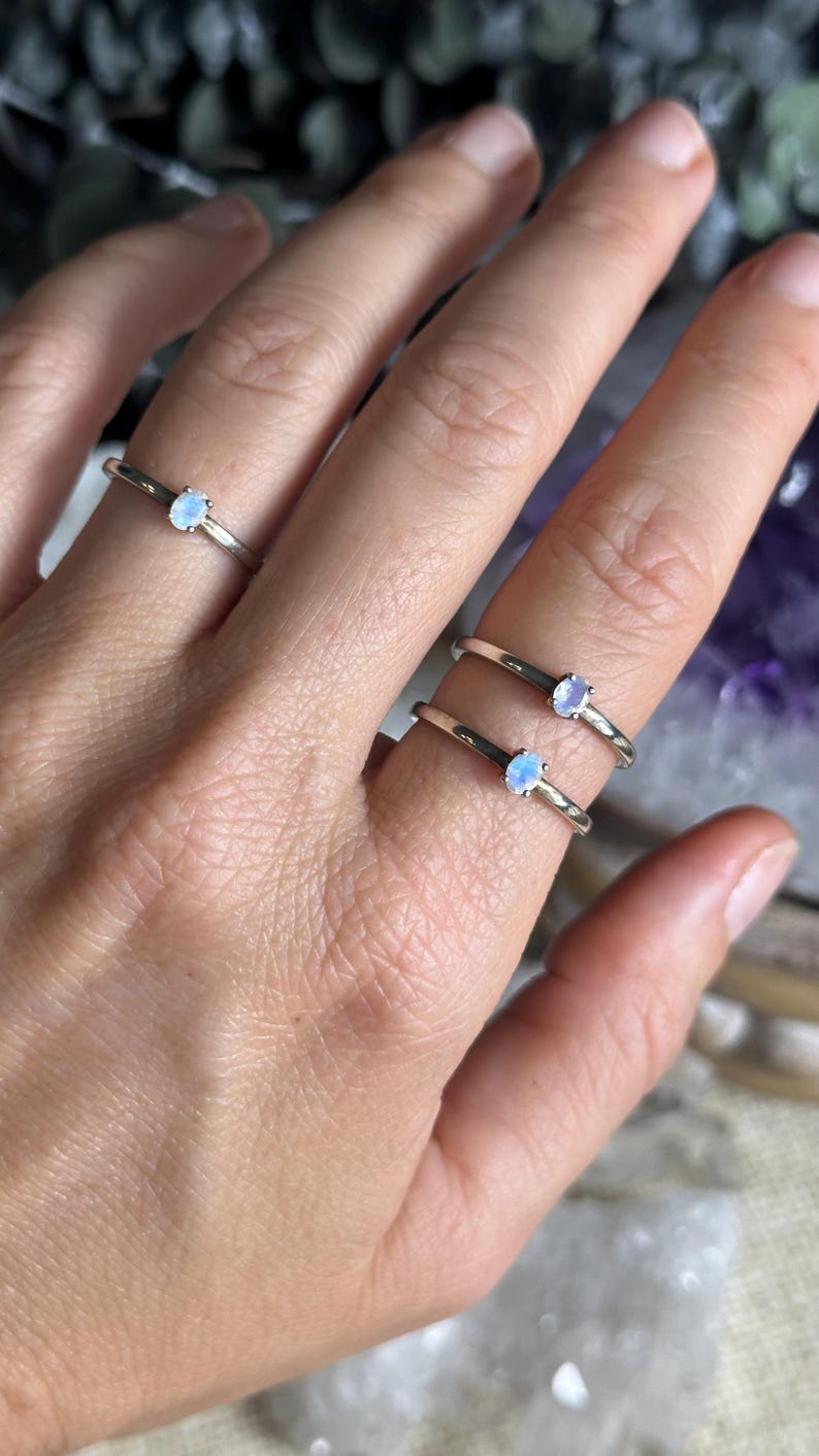Minimalist Rainbow Moonstone ring, stackable, silver ring, blue flash, small, dainty image 3