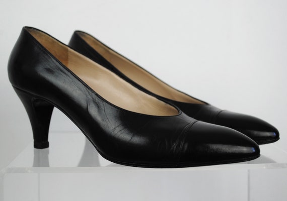 chanel black toe heels