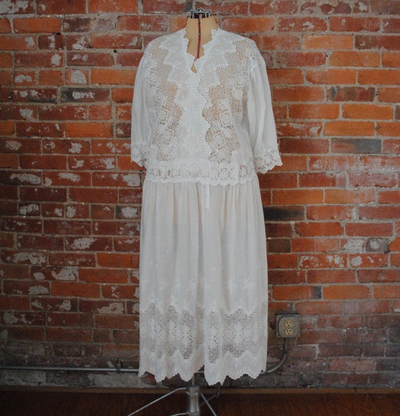 20s Cotton & Lace Dress - Vintage Early 1920s Embr