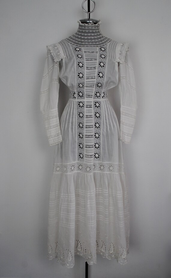 Edwardian Cotton Gown - Antique 1900s Eyelet & Lac