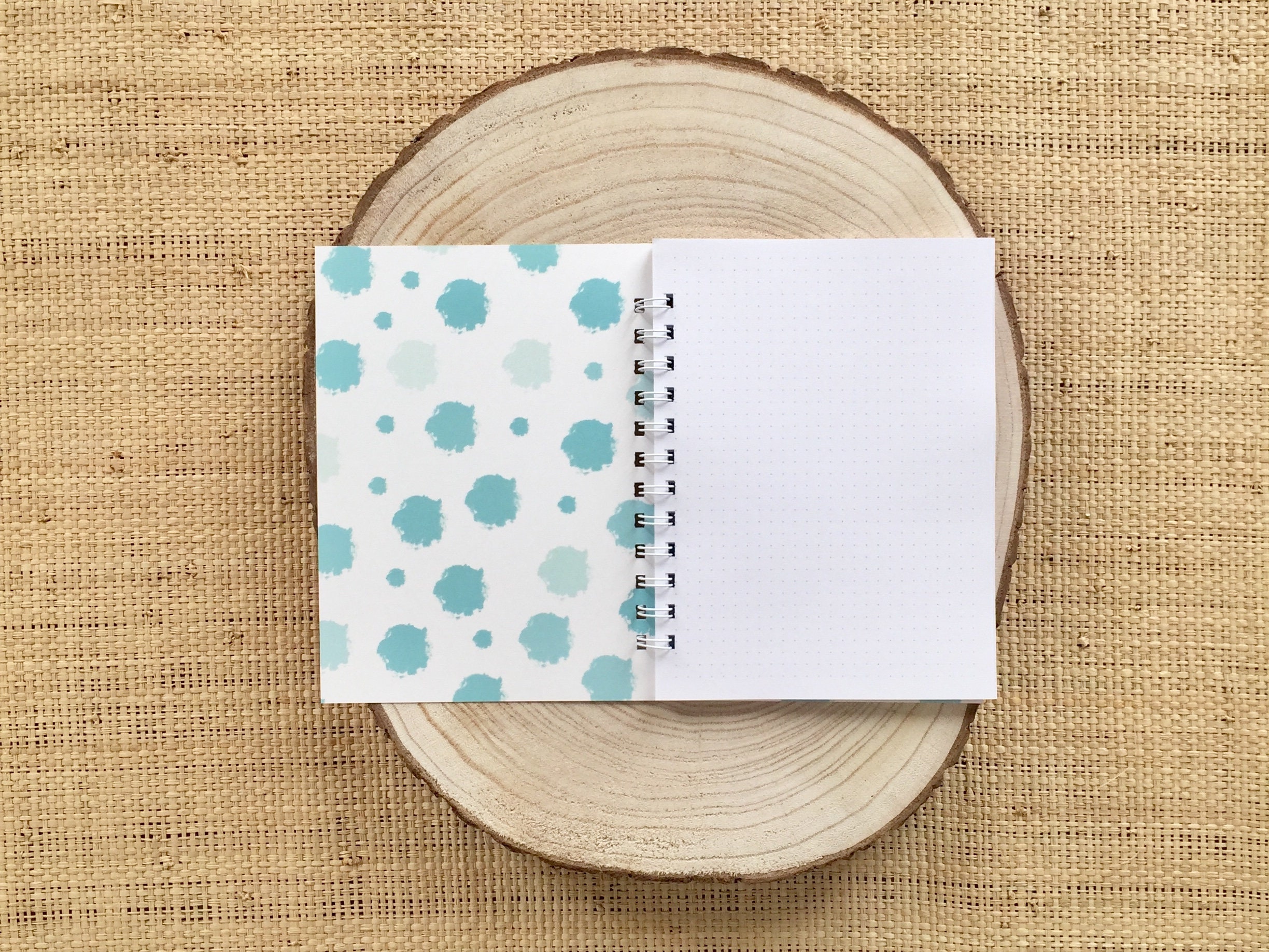 Notebook with wire�o binding 19x11cm