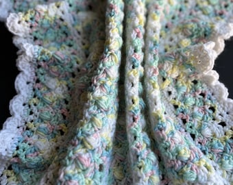 Gender Nuteral Handmade Baby Blanket, Soft Pastel Colors With White Crochet Blanket, Size 25” x 30”, Baby Shower Gift, Tummy Time, Baby Gift