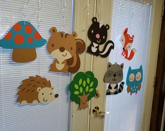 Woodland ceiling hangers
