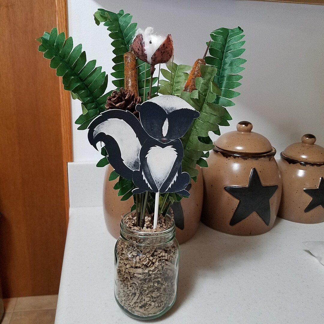 Skunk Centerpiece Stick Woodland Centerpiece Stick Skunk - Etsy