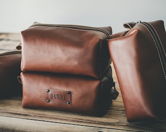 bolsa de tocador para hombres bolsa de tocador de cuero para hombres bolsas de tocador monogramadas kit dopp personalizado kit dopp de cuero para hombres propuesta de novios