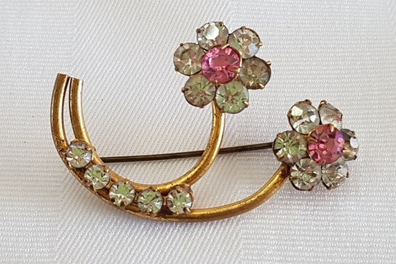 vintage flower brooch