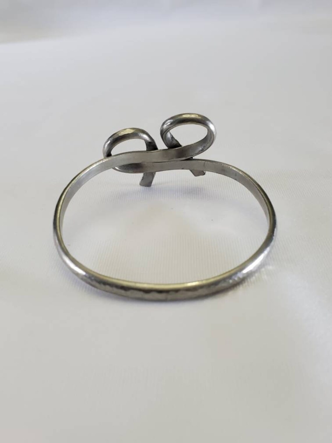 Pewter Bow Bangle Bracelet Pewter Bangle Pewter Jewelry Etsy