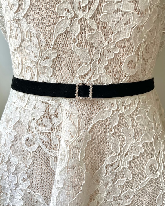 Black Velvet Elastic Belt With Square Rhinestone Buckle - 5  display picture 3