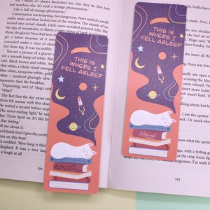 Cute, handmade sleeping cat bookmark Bookmark with tassel Illustrated kitty bookmark zdjęcie 3