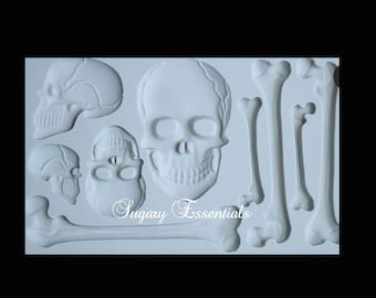 XL Skulls & Bones Mold