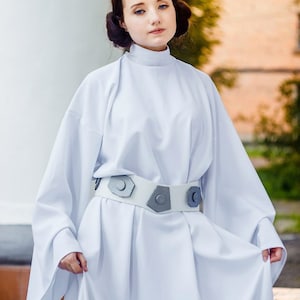 Costume inspiré de la princesse Leia, robe blanche de la princesse Leia, princesse leia, un nouvel espoir, robe blanche à capuche classique de Leia image 3