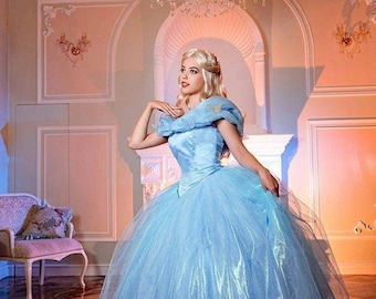 シンデレラ実写版2015ドレスレプリカ映画に忠実なプロ仕様コスプレ