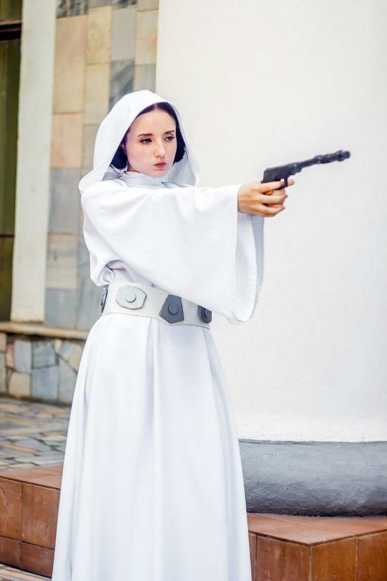 Costume inspiré de la princesse Leia, robe blanche de la princesse Leia, princesse leia, un nouvel espoir, robe blanche à capuche classique de Leia image 1