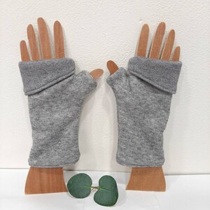 Silver gray mittens, women's mittens with silver lamé gray thumb, wool-jersey polar fleece, reversible and modular model image 2
