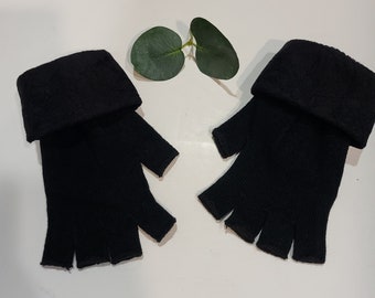 Black mittens, women's mittens with black fingers, black wool cuff, one size