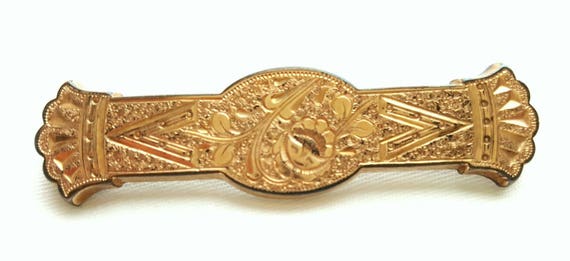 Beautiful Victorian Gold Tone Pin, Antique Gold B… - image 1