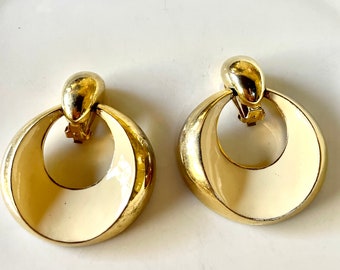 Glamorous large gold and white Italian style earrings. Glamorous vintage big gold circular earrings, Vintage Italian style 1960’s earrings,