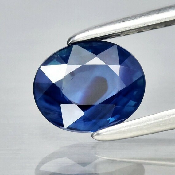Saphir Vert-bleu Naturel D'Australie - 6.7x5.5 Mm - 0.69 Carats - Rare Et Traité Par Chauffage