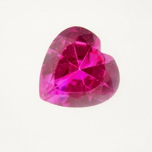 Lab Grown Pink Sapphire 4mm Heart wholesale Lot of 15 gemstones