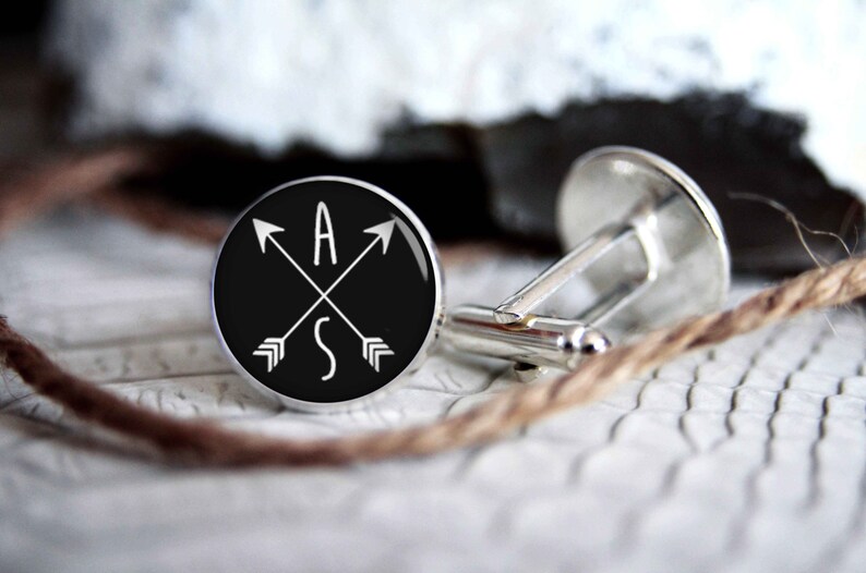 cool gifts for men custom wedding silver plated or black cuff link IN11 Monogrammed initials personalized cufflinks