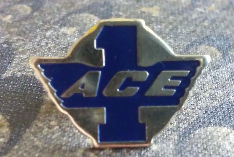 Vince Neil lapel jacket pin pre-owned Motley Crue Vince Neil lapel jacket pin pre-owned Motley Crue