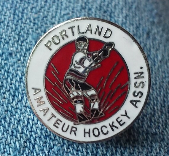 PAHA Portland Amateur Hockey Association pin badge - image 3