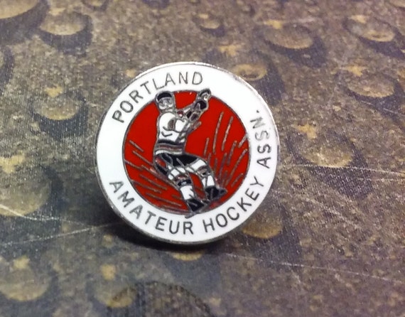 PAHA Portland Amateur Hockey Association pin badge - image 2