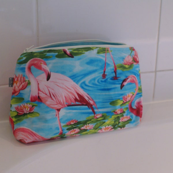 Flamingo wash bag