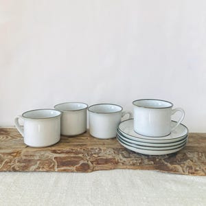Speckled glaze Villager Stoneware Japan set of 4 cups and saucers